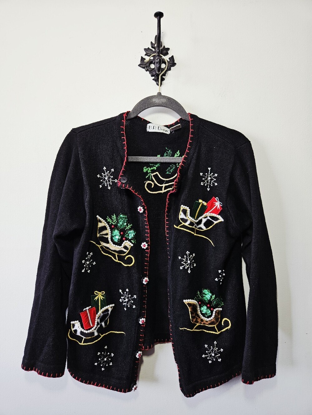 Vintage BP Design Christmas Sweater Size S Leopard Tiger Animal Print Sleigh